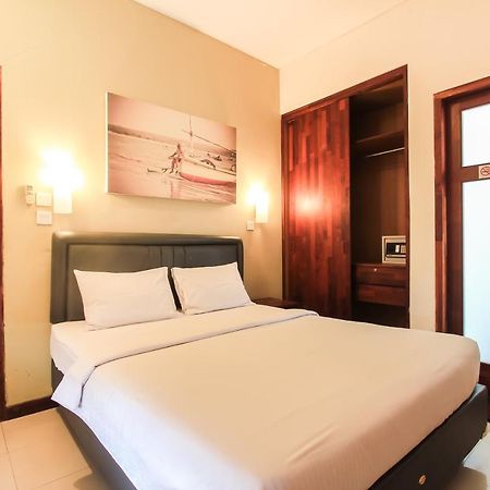 Kuta Legian Inn Extérieur photo